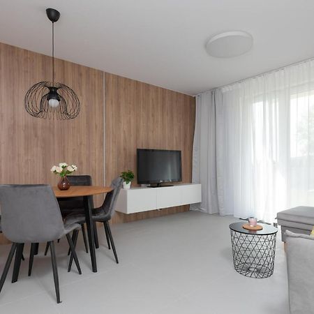 Nowe Bemowo Apartment By Renters Warsaw Ngoại thất bức ảnh