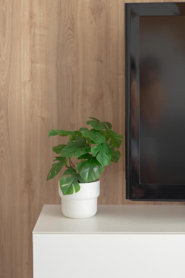 Nowe Bemowo Apartment By Renters Warsaw Ngoại thất bức ảnh