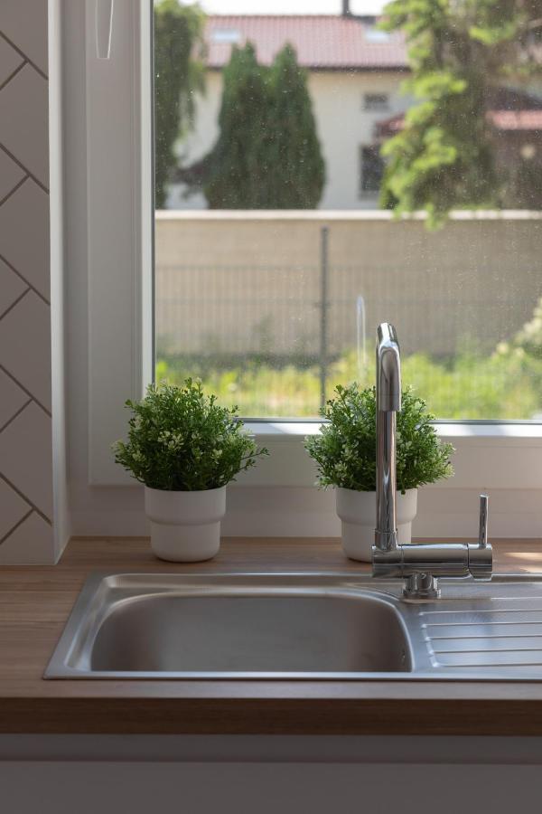 Nowe Bemowo Apartment By Renters Warsaw Ngoại thất bức ảnh